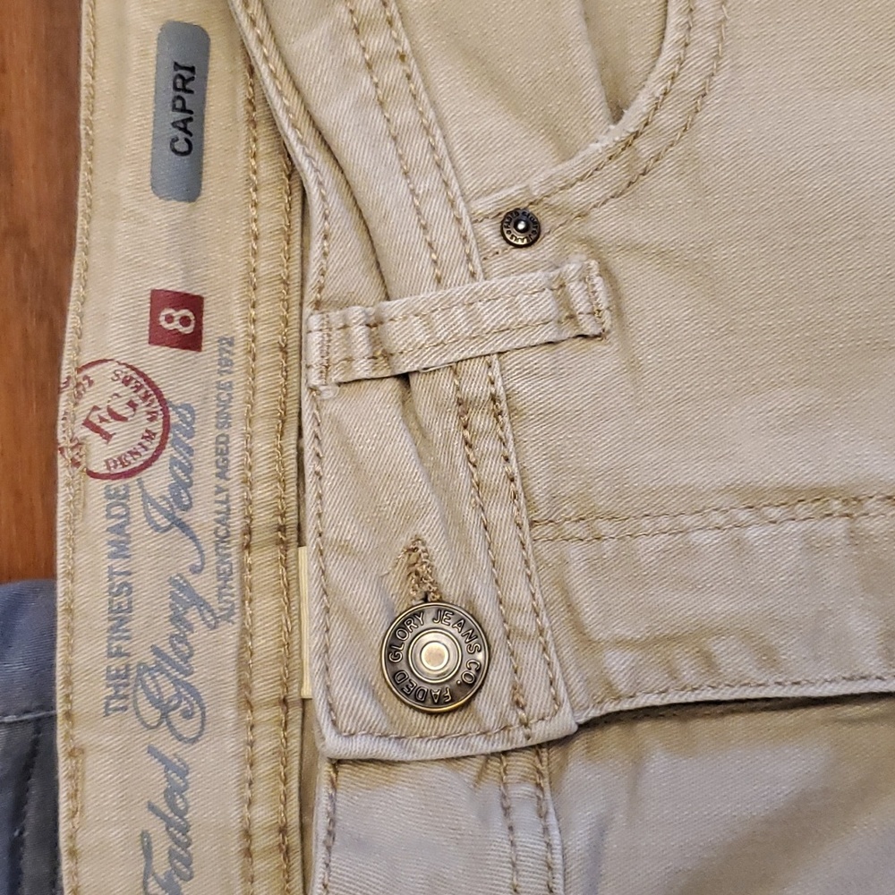 3 pair capris - Picture 3 of 4